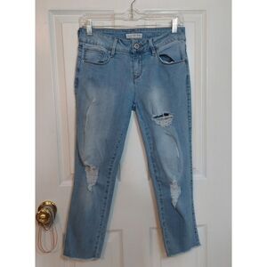 Guess Light Wash Distressed Capri Jeans Raw Fringe Hem Cropped Preppy Size 29